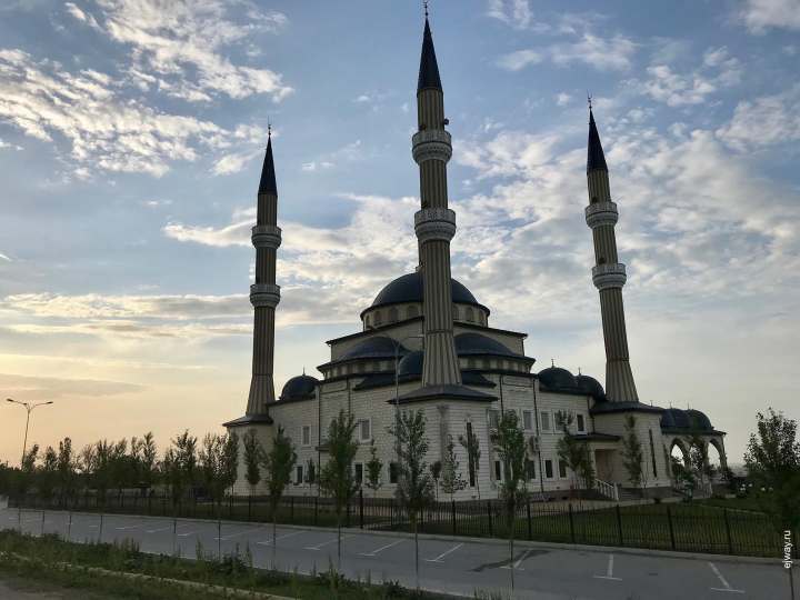 Мечеть Юсуп-Хаджи Байбатырова Мечеть Юсуп-Хаджи Байбатырова